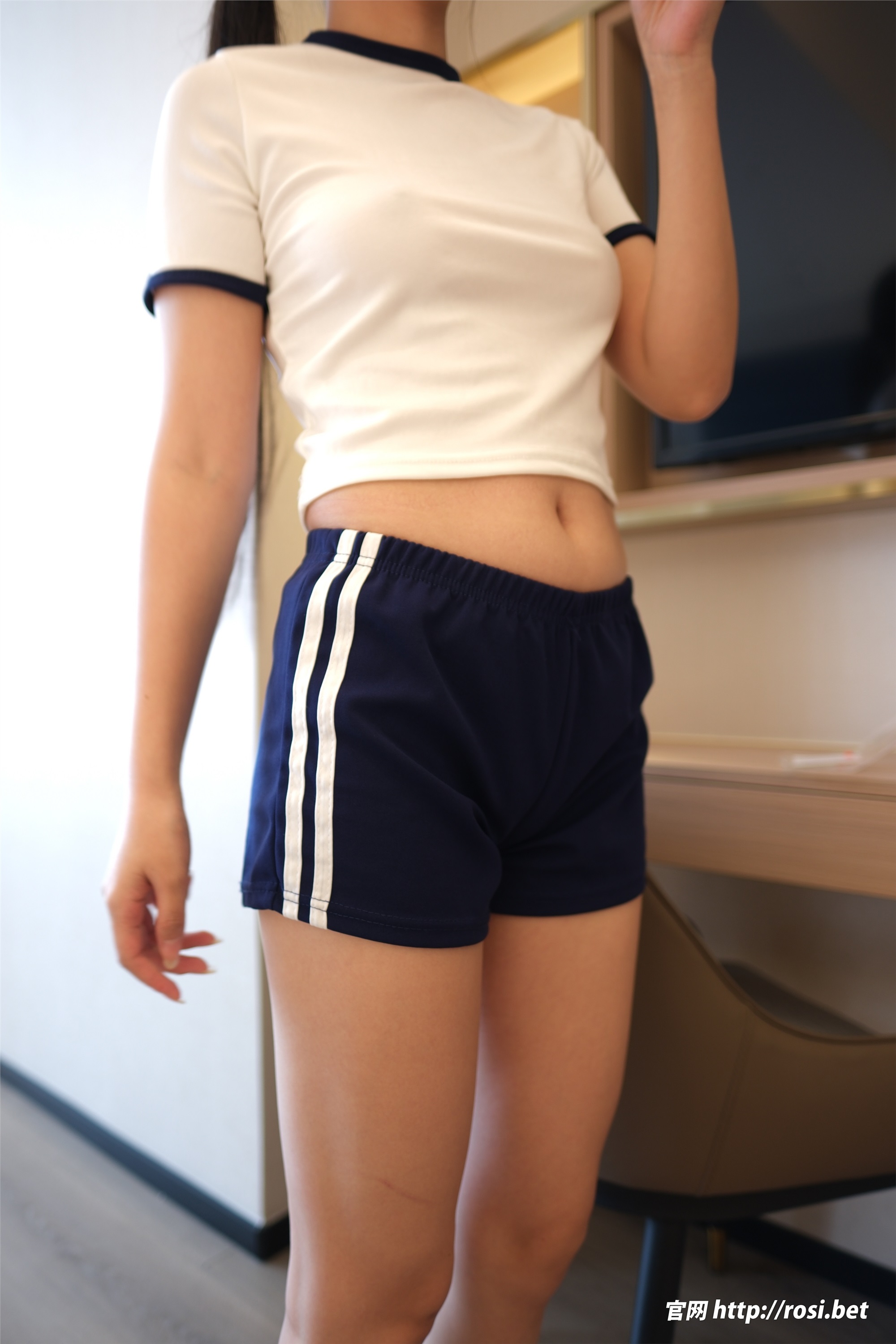 ROSI写真 2025.11.12 NO.5091